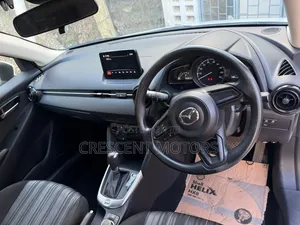 Mazda 2 2020 White