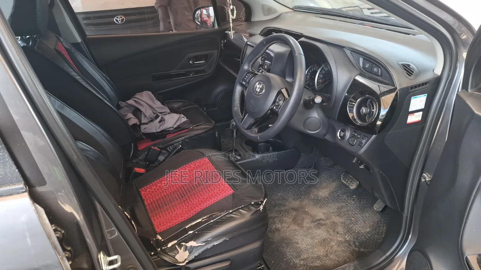 Toyota Vitz 2017 Gray