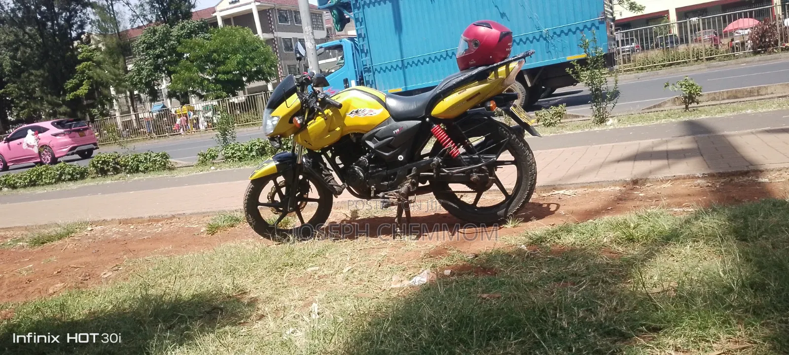 TVS Apache 160 4V 2011 Yellow