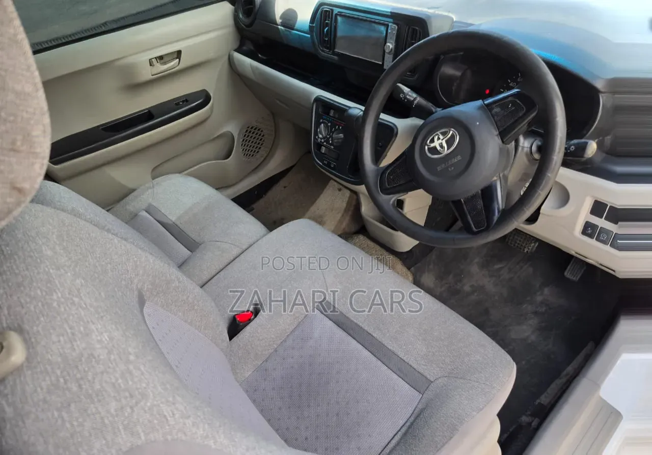 Toyota Passo 2016 White