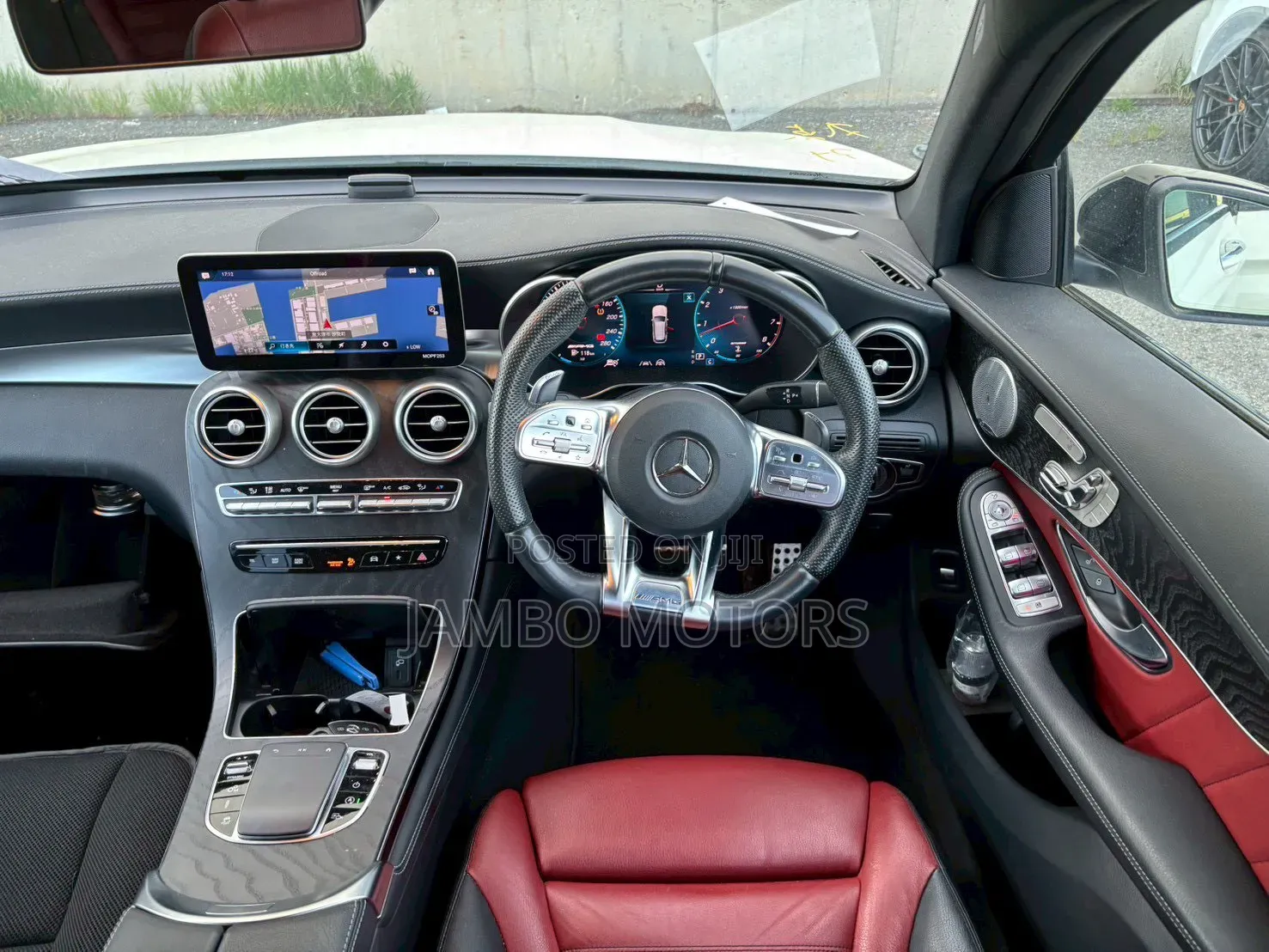 Mercedes-Benz GLC-Class 2021
