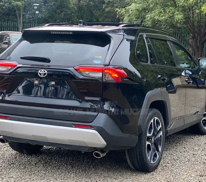 Toyota RAV4 2020 Black