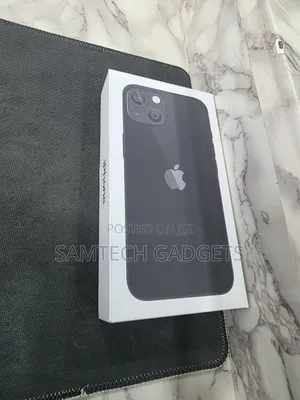 New Apple iPhone 13 128 GB Black