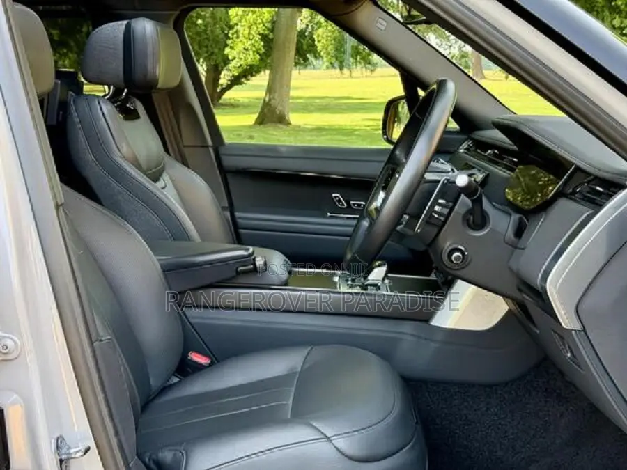 Land Rover Range Rover 2023 White