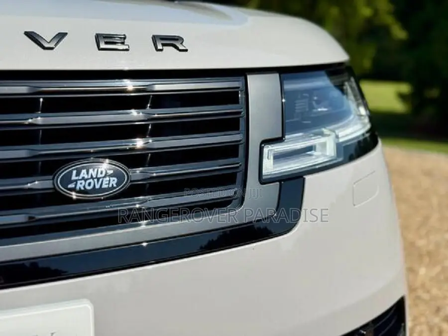 Land Rover Range Rover 2023 White
