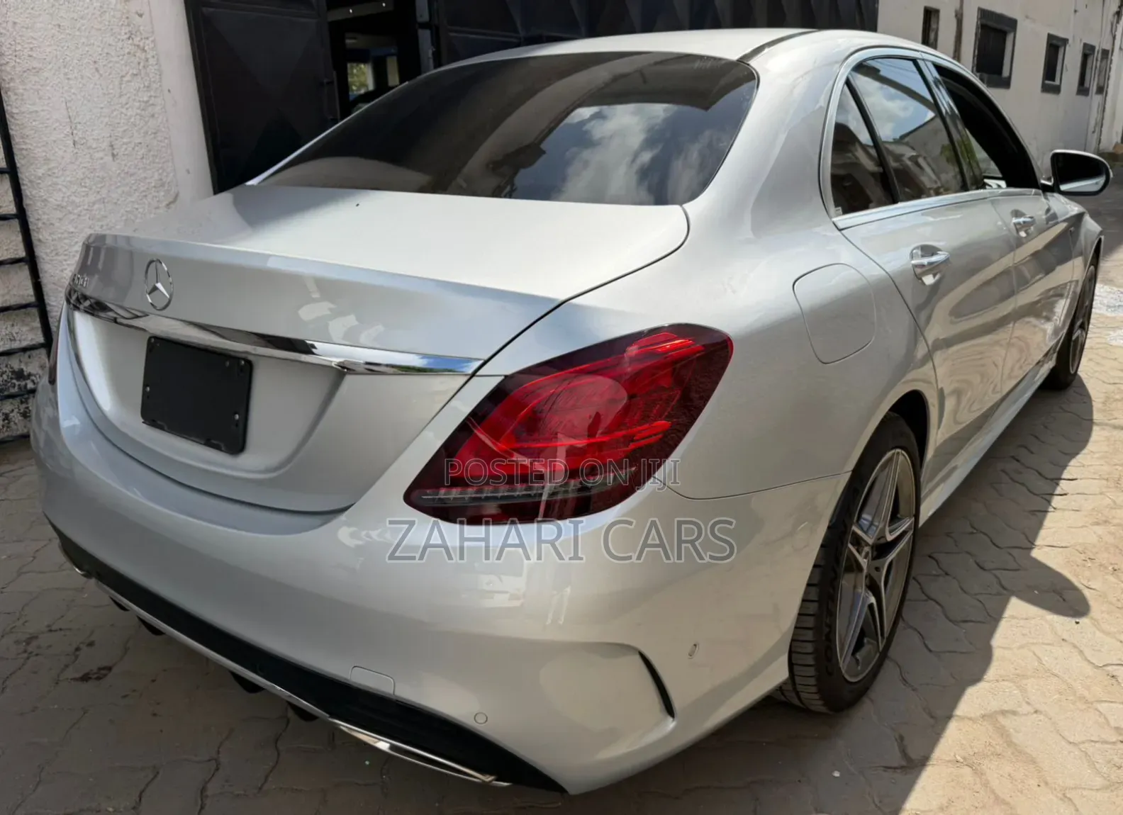 Mercedes-Benz C200 2022 Silver