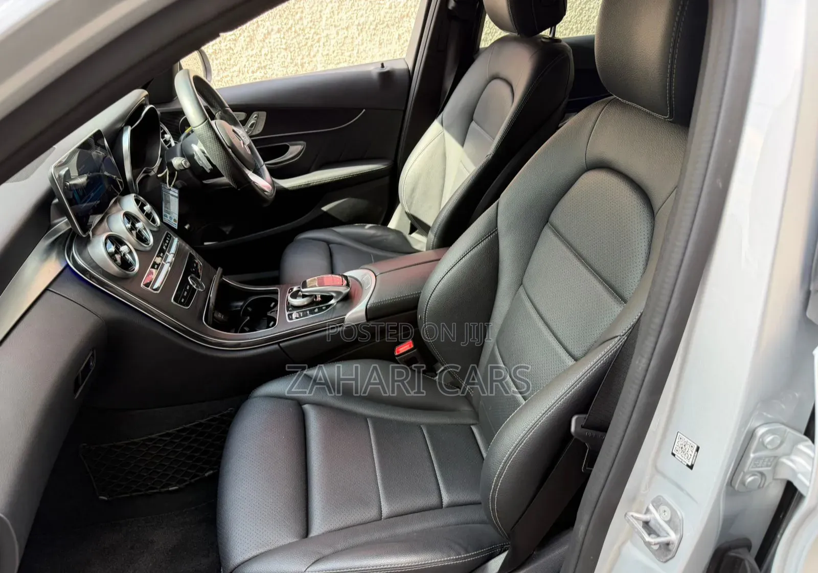 Mercedes-Benz C200 2022 Silver