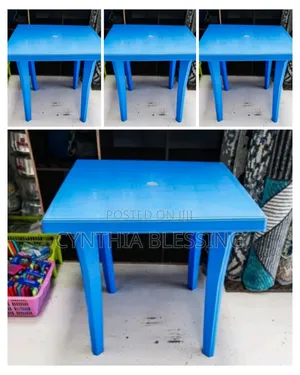 Plastic Tables_pct4