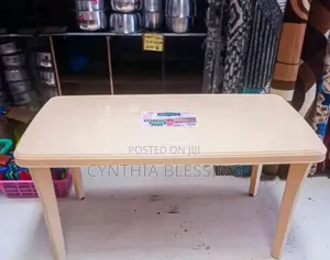 Plastic Coffee Tables_pct5