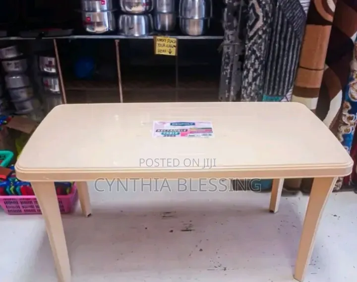 Plastic Coffee Tables_pct5