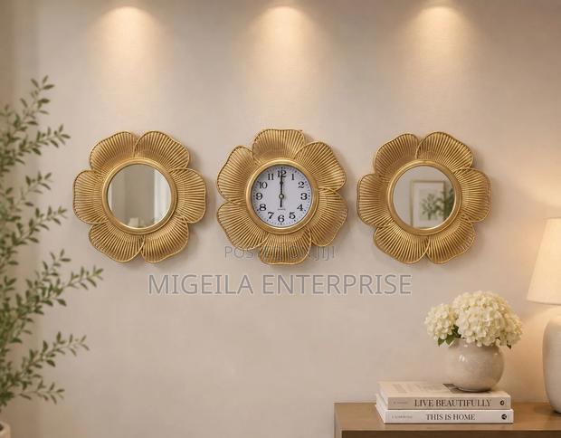 Wall Clock With Mirror Decor - thumbnail 2
