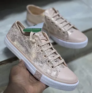 Converse Rubber