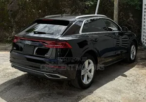 Audi Q8 3.0T Premium AWD quattro 2019 Black