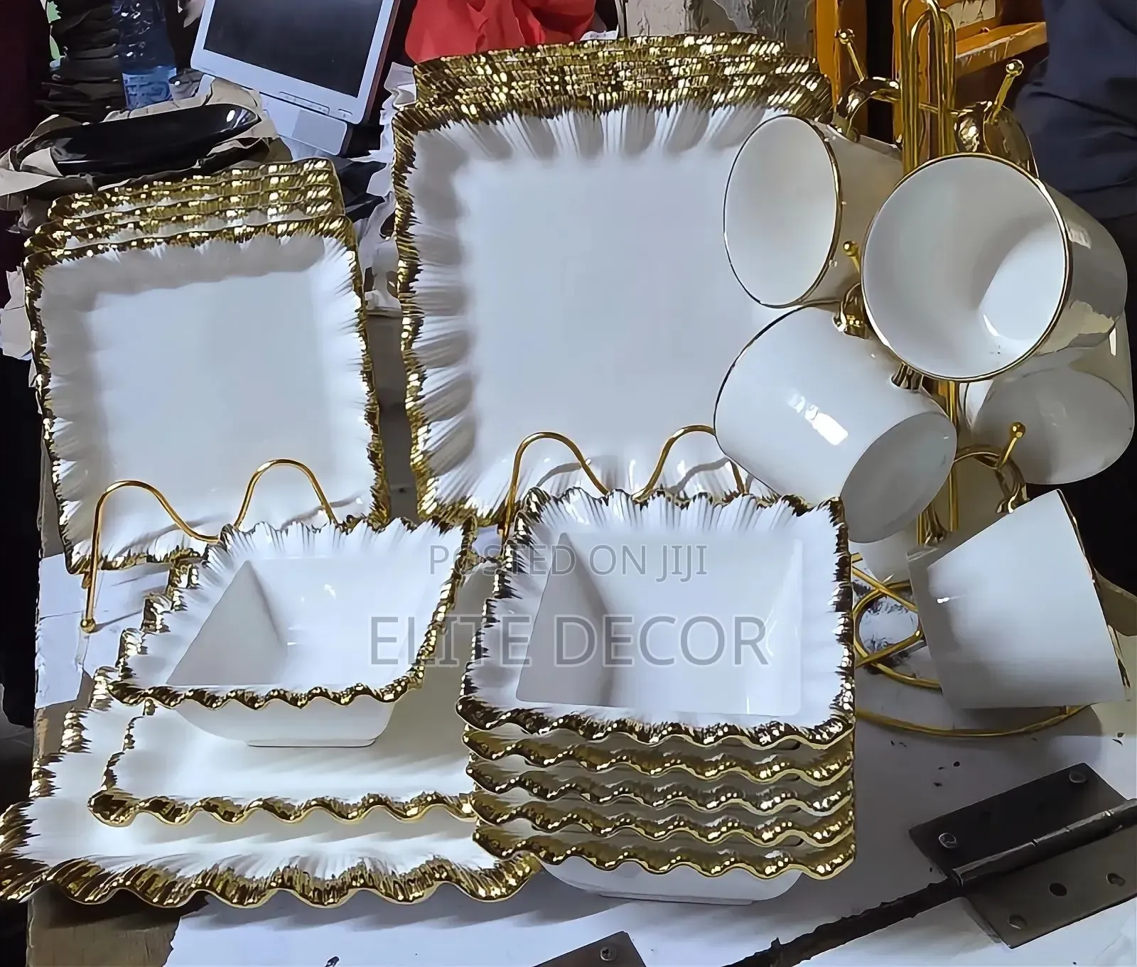 24-Piece Golden End Line Dinner Set – Elegant Ceramic Dining Set