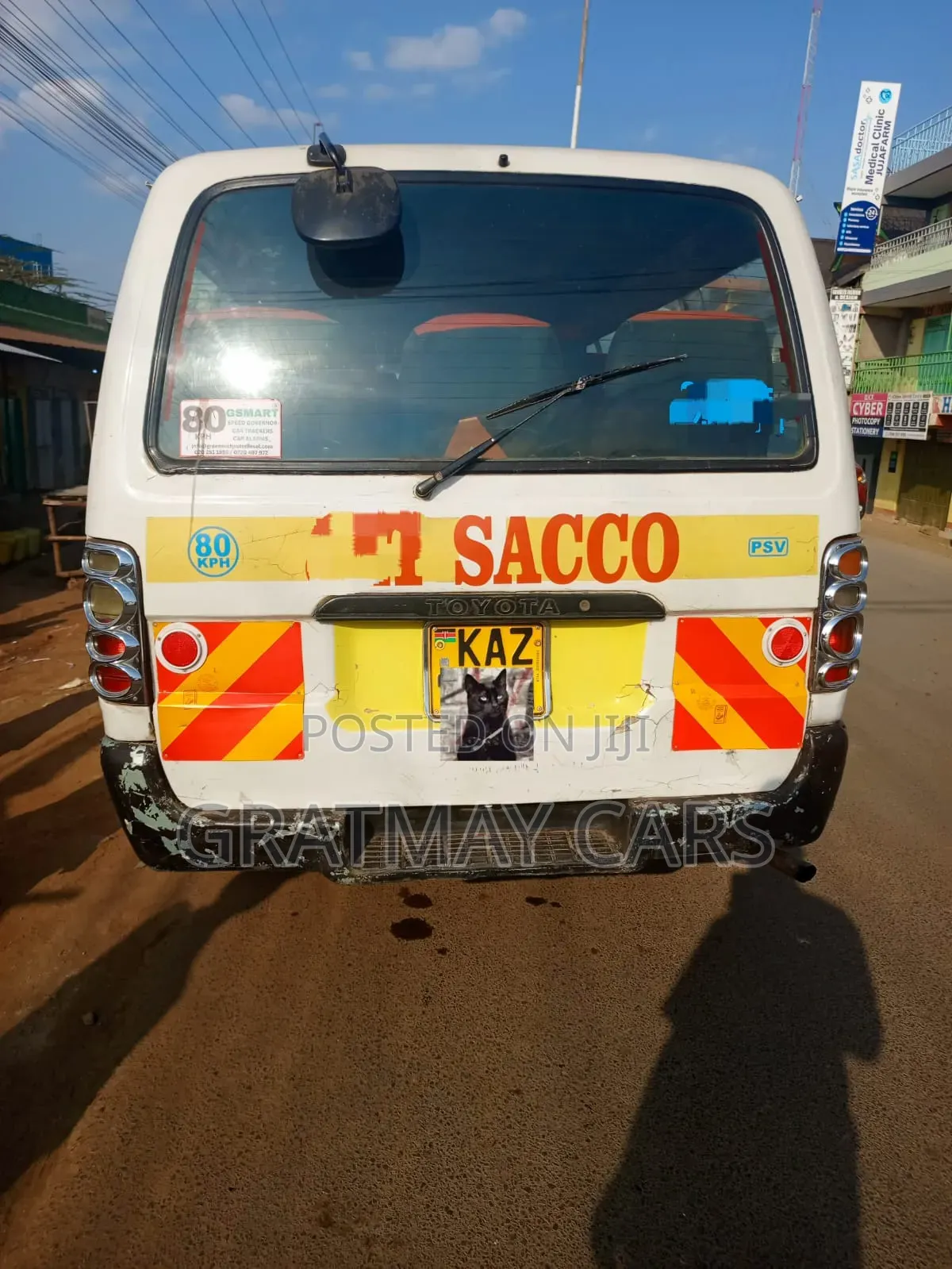 Toyota HiAce 2001 White