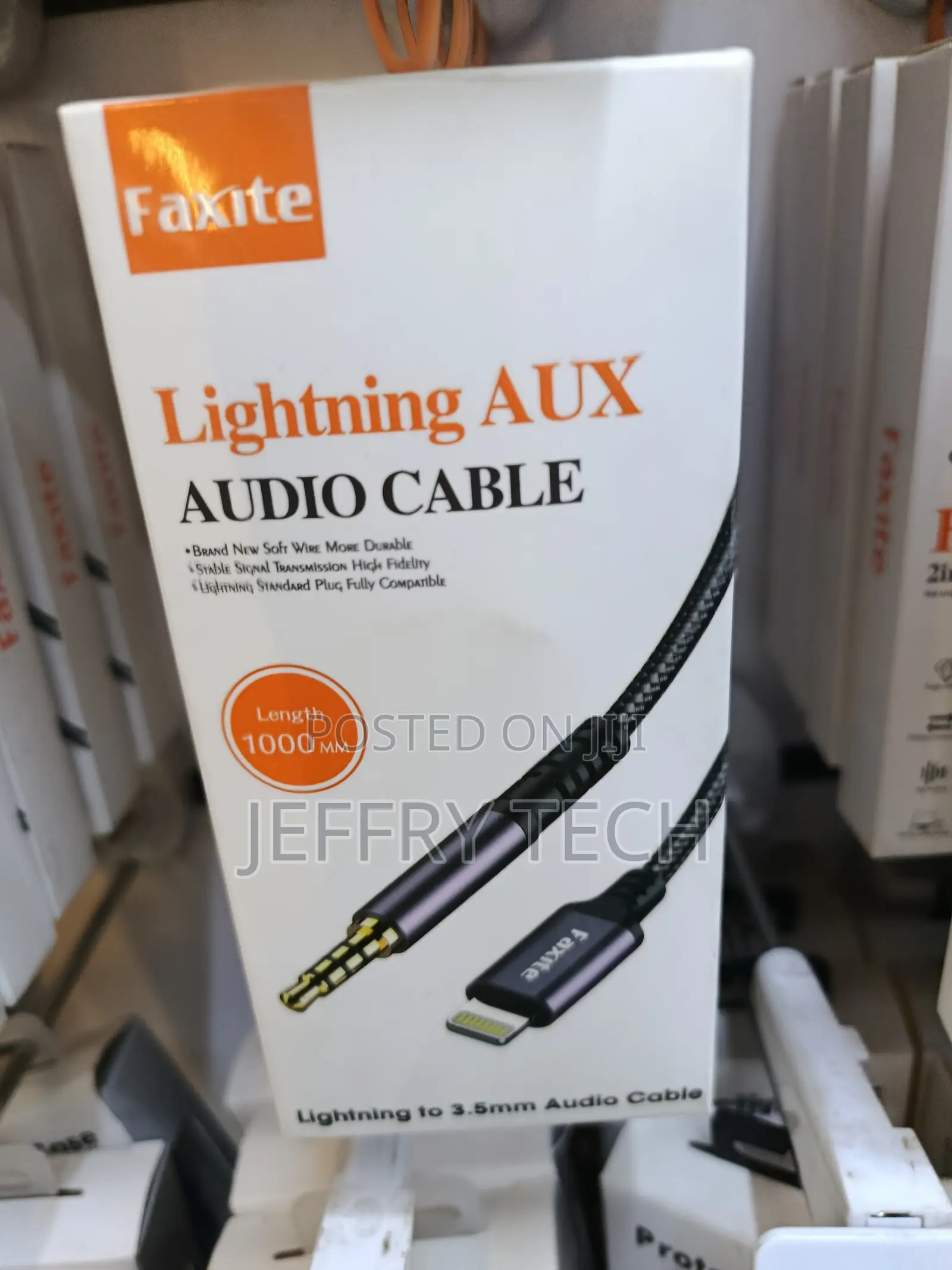 Headphone Cable With iPhone Lightning Connector (3.5mm) Audio Aux Cor
