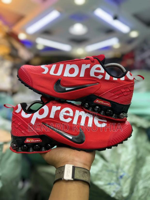 Nike Air Max Supreme