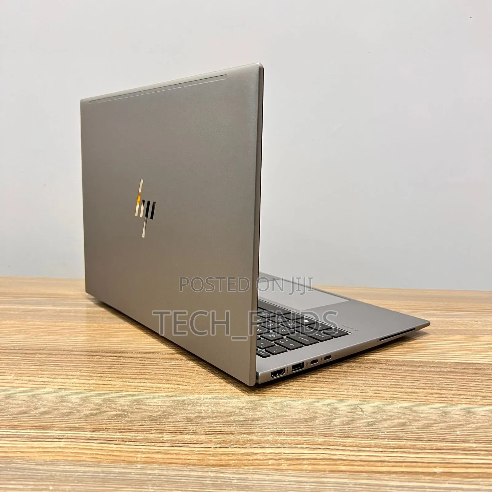 Laptop HP ZBook Firefly 14 G11 16GB Intel Core Ultra 7 SSD 512GB