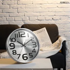 30cm Wall Clock With a Modern and Elegant Design