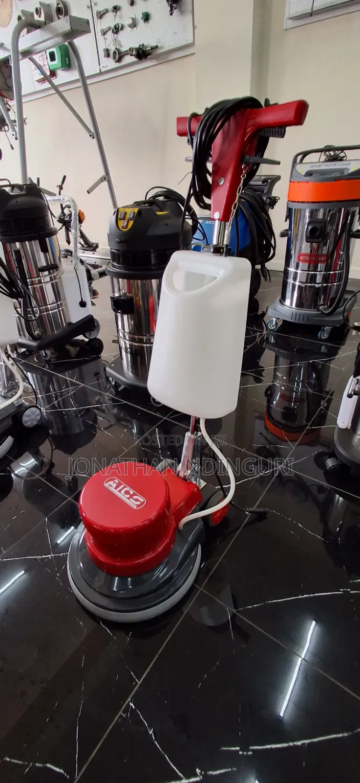 Floor Scrubber Machine – Professional Floor Cleaning Equipment