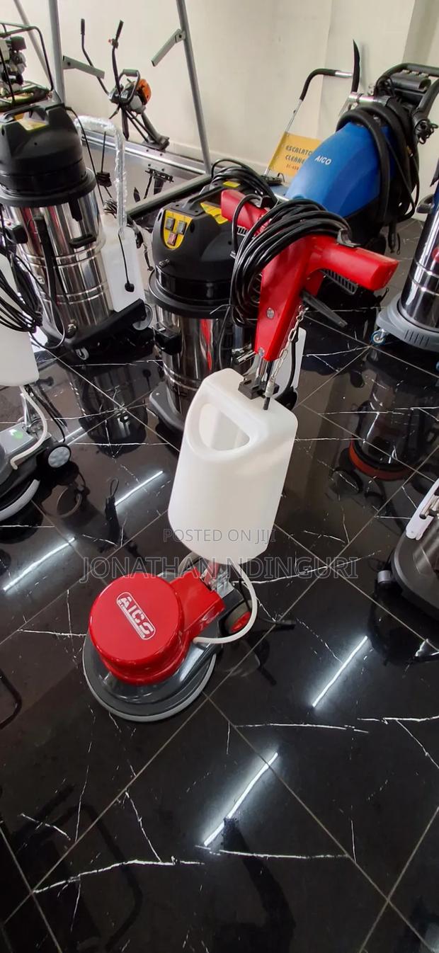 Floor Scrubber Machine – Commercial Cleaning Machine - thumbnail 2