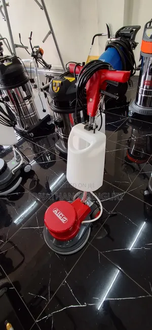 Floor Scrubber Machine – Heavy Duty Floor Maintenance Equipment