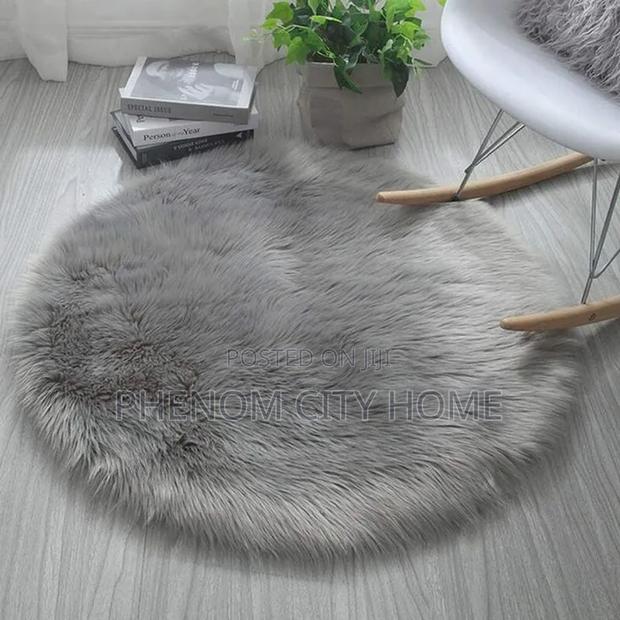 Soft Round Faux Rug/Mat