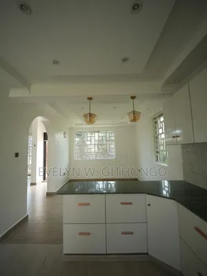 4bdrm House in Mugutha, Kimbo for sale