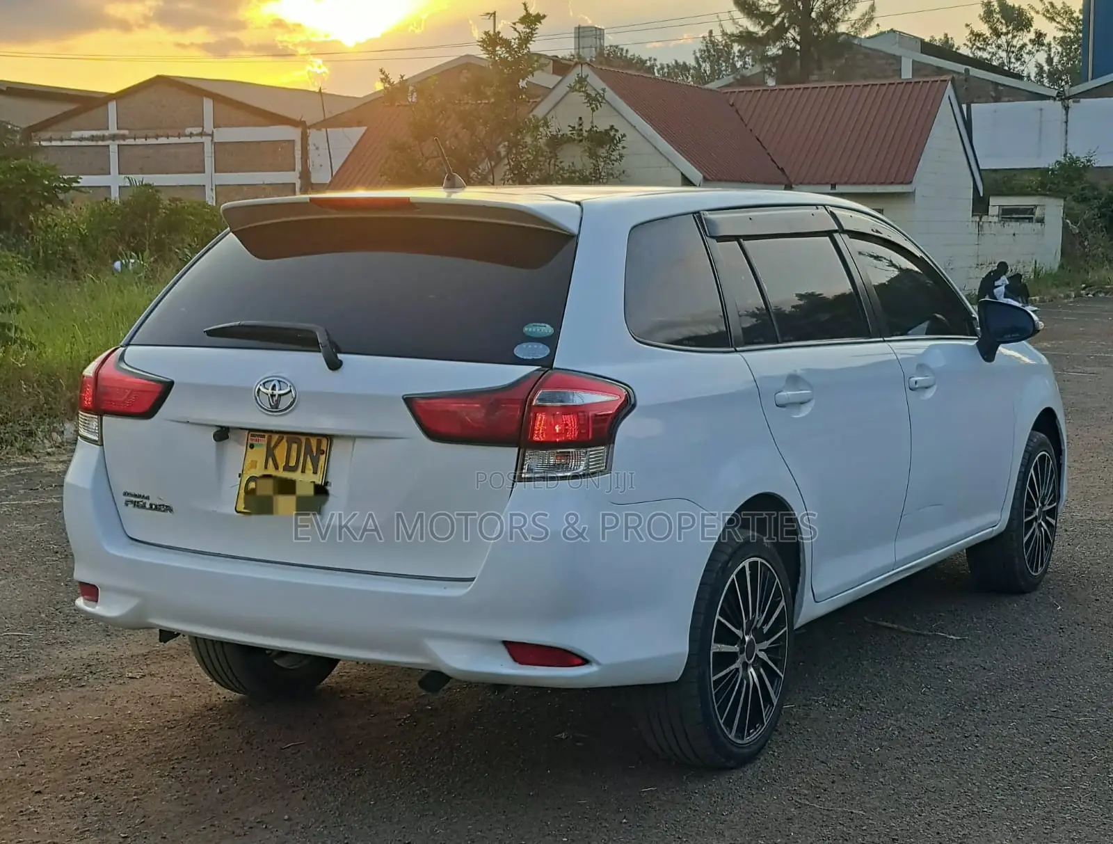 Toyota Corolla Fielder 2017 White