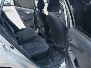Toyota Corolla Fielder 2012 Silver