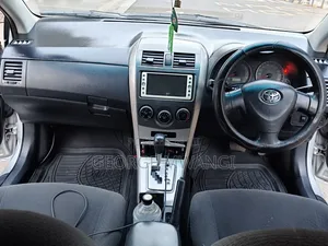 Toyota Corolla Fielder 2012 Silver