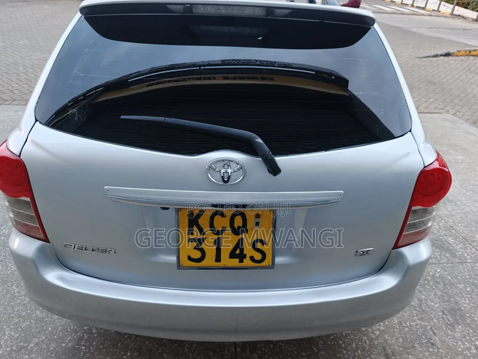Toyota Corolla Fielder 2012 Silver