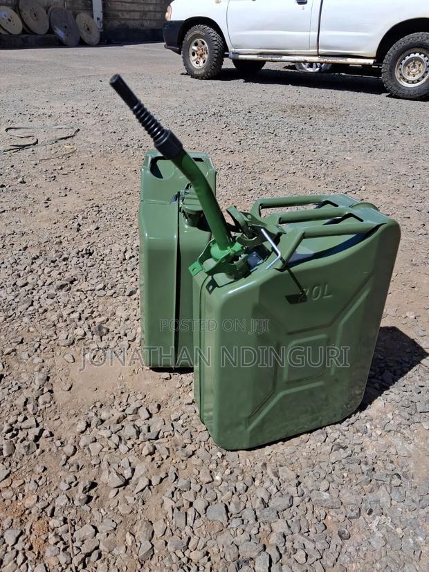 Fuel Jerrycans 20l – Durable Petrol Diesel Container - thumbnail 2