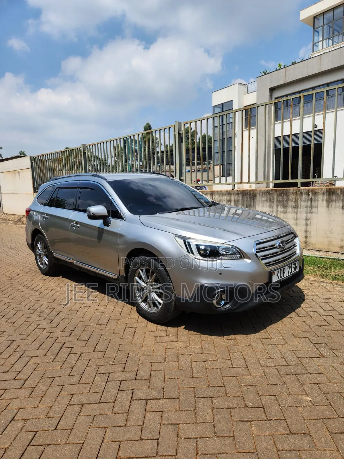 Subaru Outback 2016 Gray