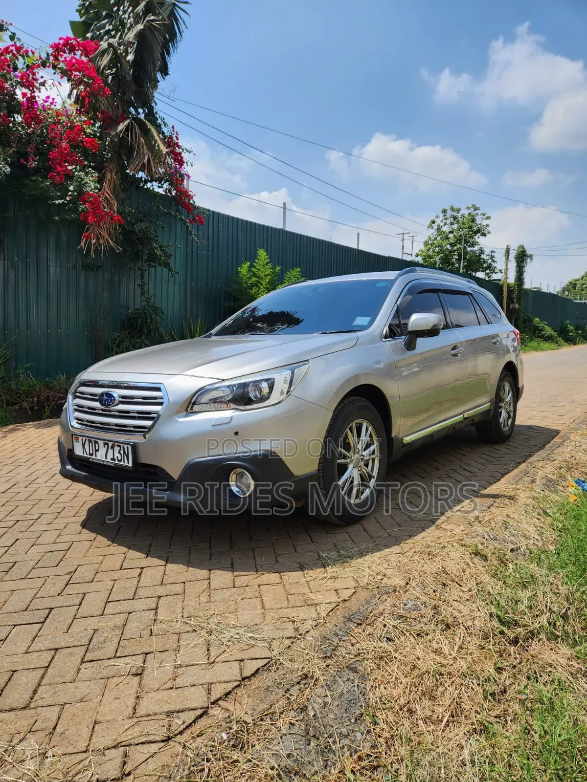 Subaru Outback 2016 Gray