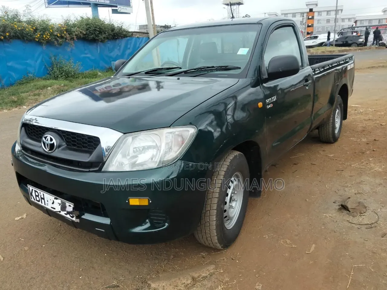 Toyota Hilux 2010 Green