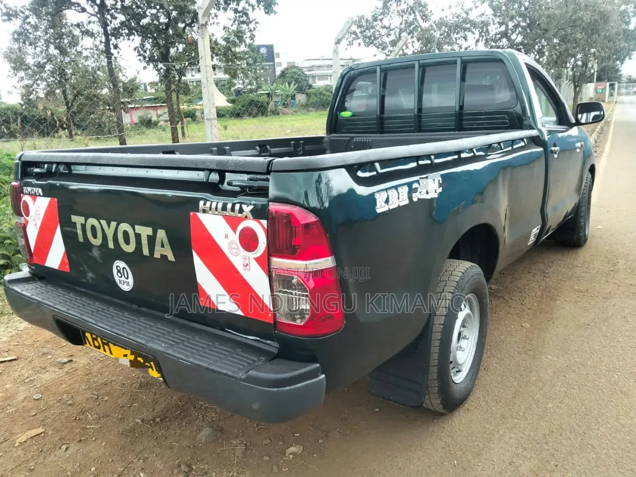 Toyota Hilux 2010 Green