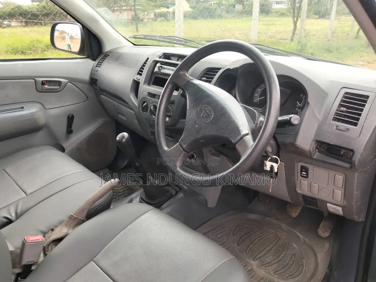 Toyota Hilux 2010 Green