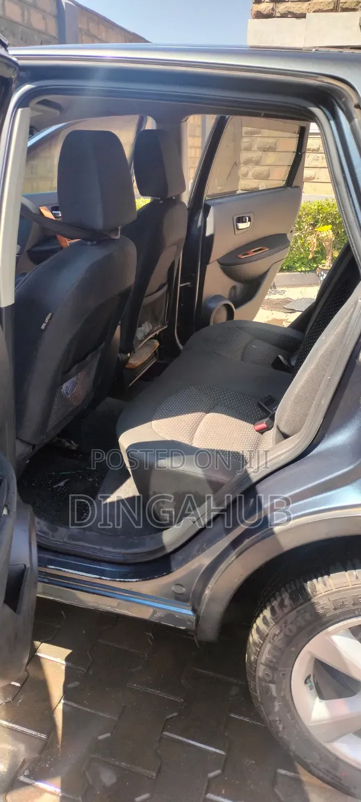 Nissan Dualis 2011 Gray