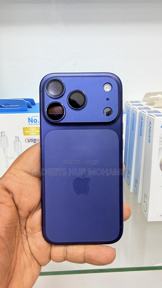 Apple iPhone 17 Pro 256 GB Blue - thumbnail 6