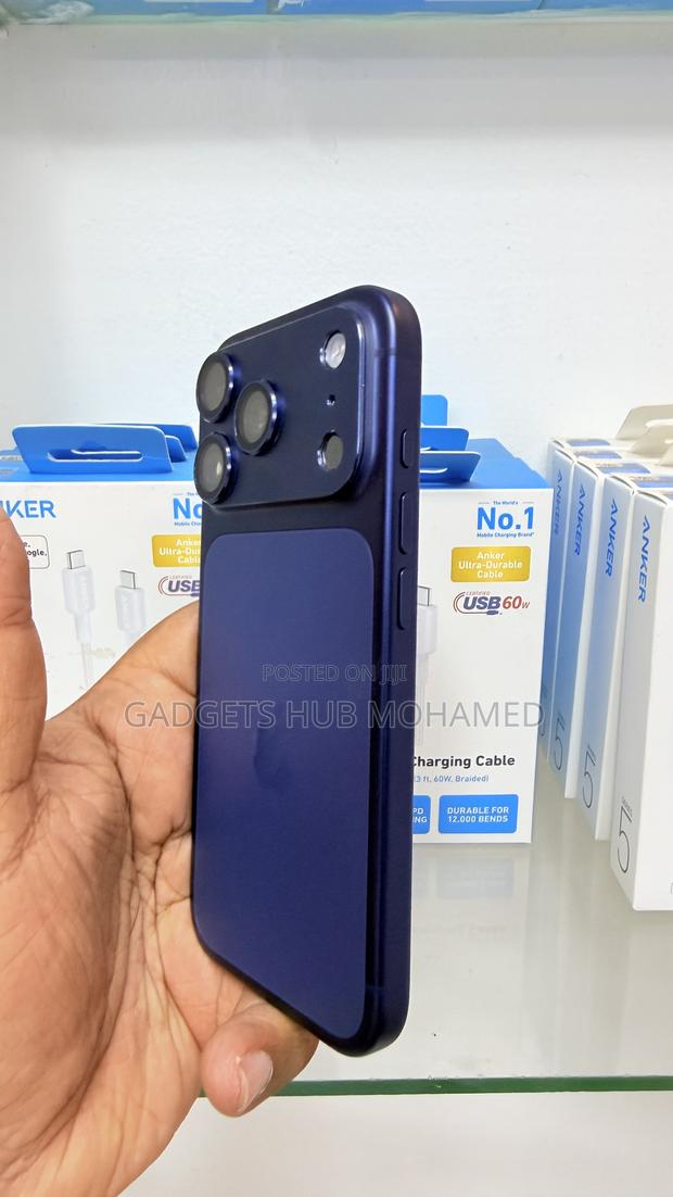 Apple iPhone 17 Pro 256 GB Blue - thumbnail 7
