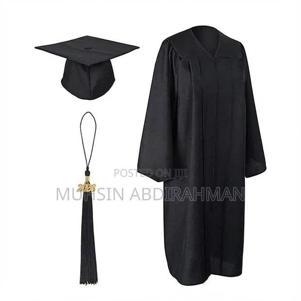 Graduation Gowns - thumbnail 2