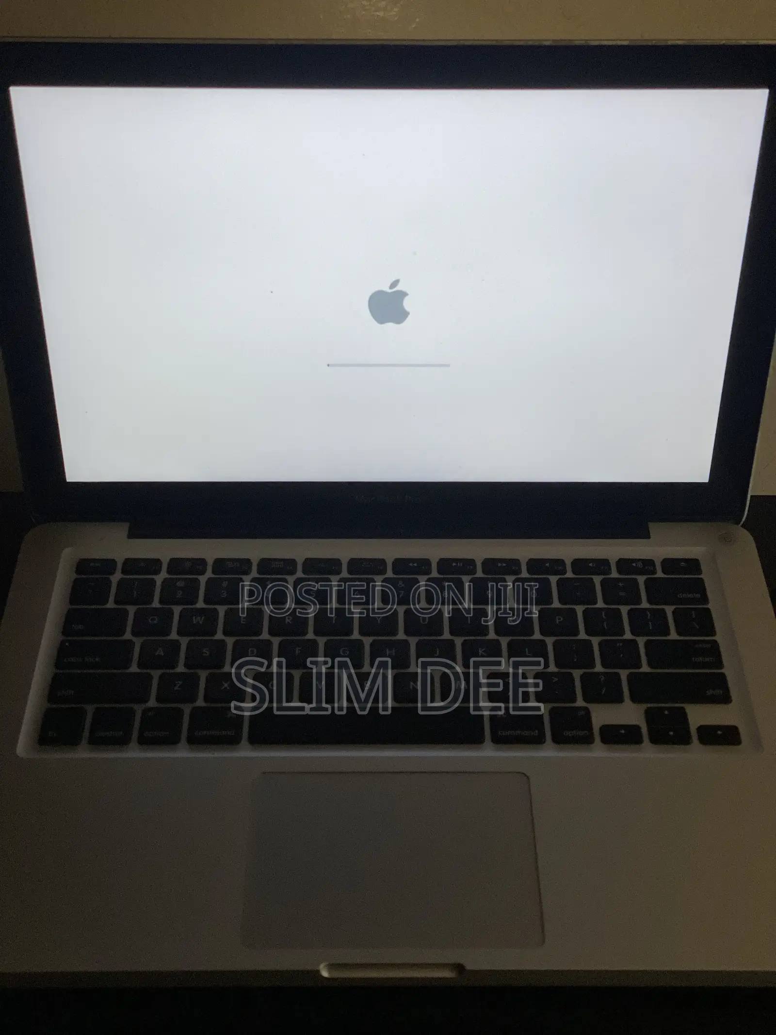 Laptop Apple MacBook 2012 8GB Intel Core 7 HDD 500GB