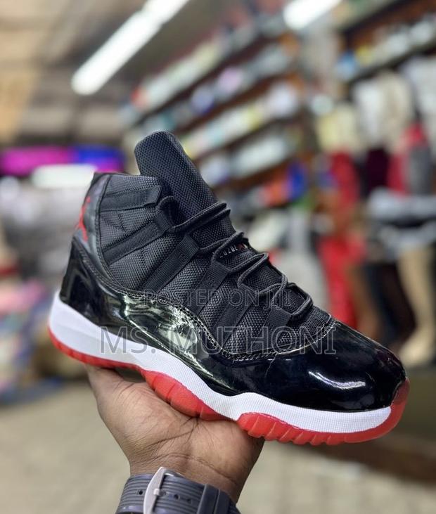 Nike Air Jordan 11 Retro Bred , Heiress ,Cool Grey ,Win Like 82 - thumbnail 2