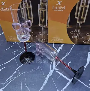 6 PCS Contrasting Red Stem Champagne Flutes With a Bow