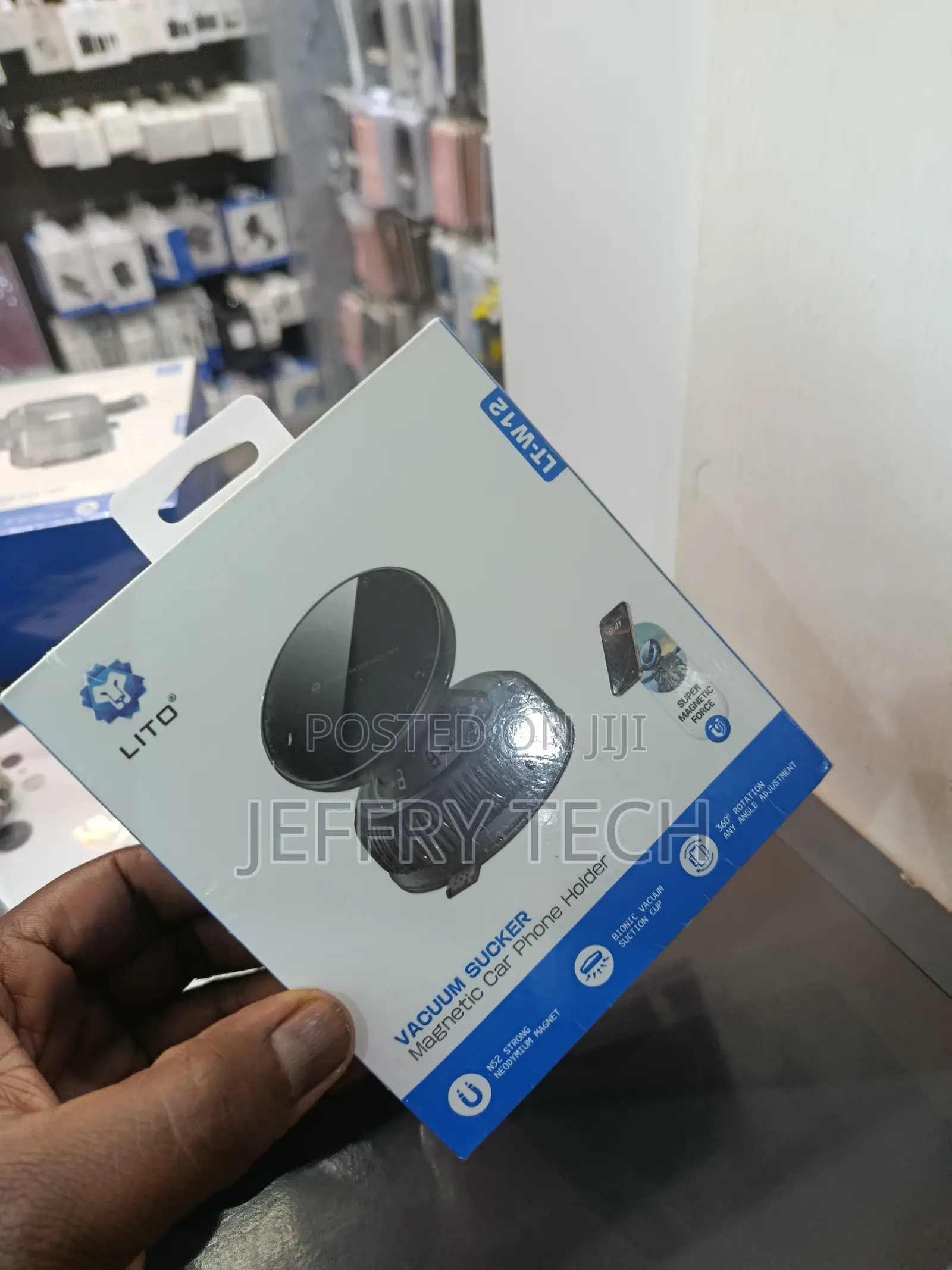 360 Rotatable Car Mount - Electric Vacuum Magnetic Phone Holder, 360