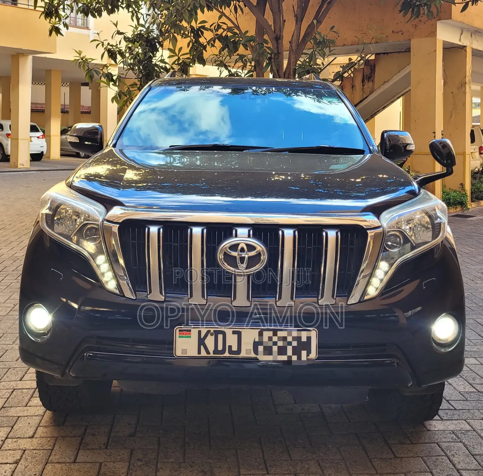Toyota Land Cruiser Prado 2015 Black