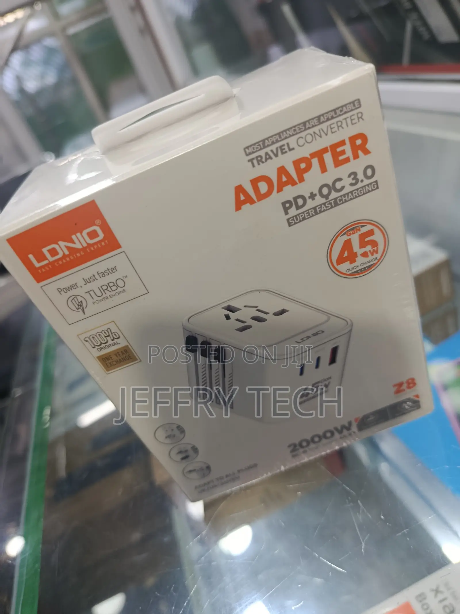 Ldnio Z8 45w Universal Gan Travel Adapter - 3 Usb Ports (2 Usb C, 1 Us