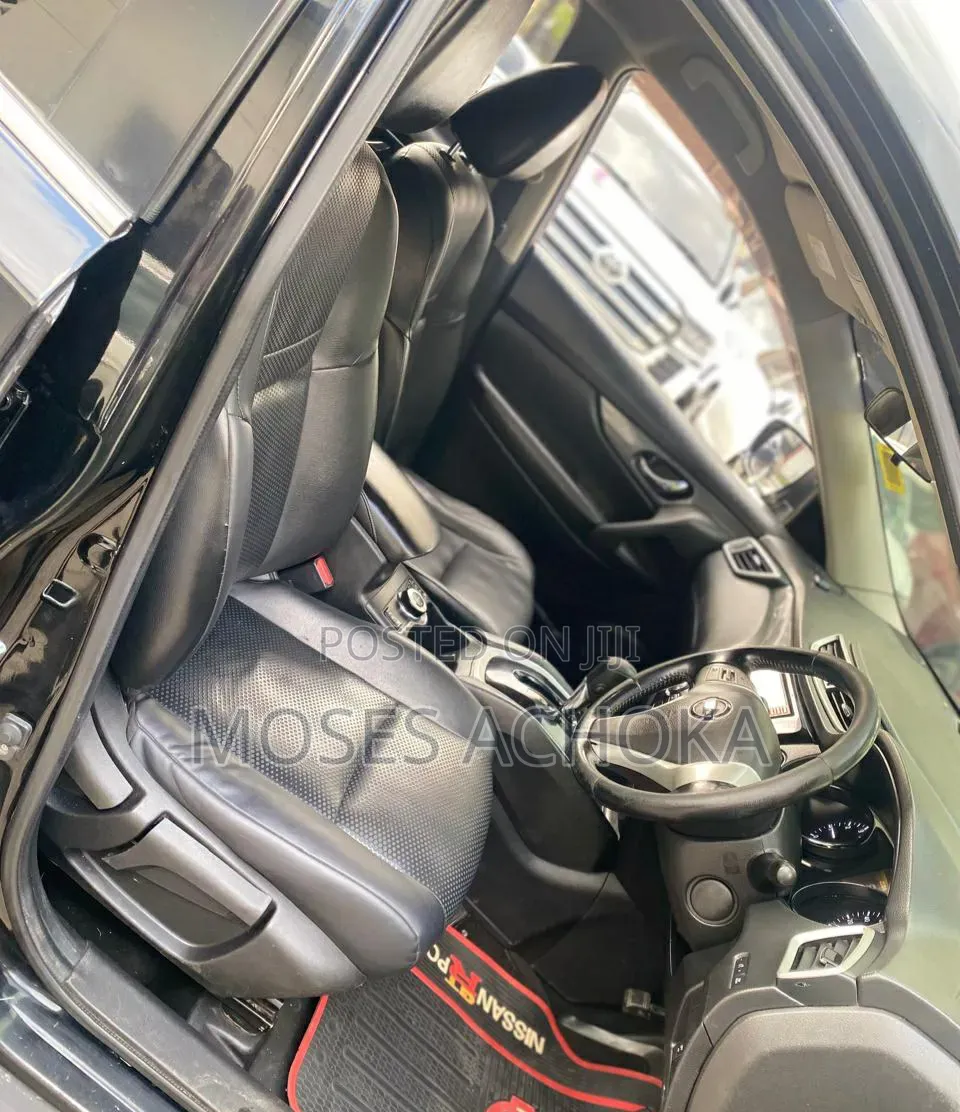 Nissan X-Trail 2014 Black