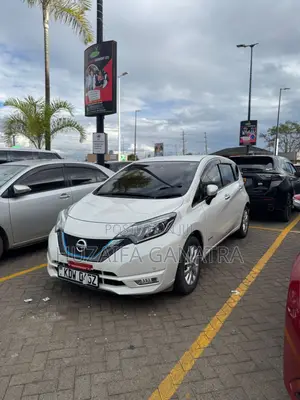 Nissan Note 1.2 Hybrid 2018 Pearl